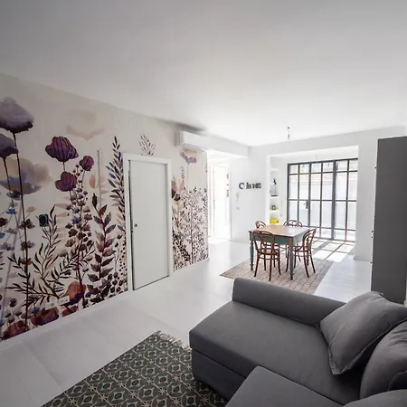 L'elegante Casa Del Porto Di Διαμέρισμα Πέζαρο