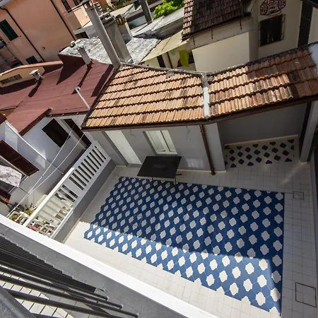 L'elegante Casa Del Porto Di *